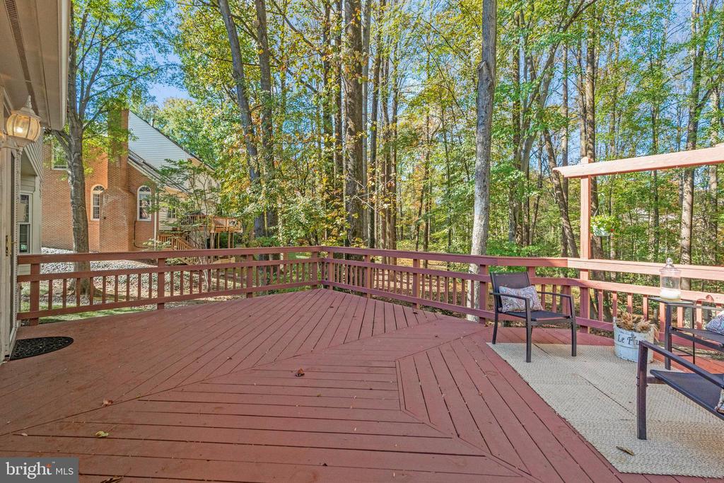 11181 LONGWOOD GROVE DRIVE