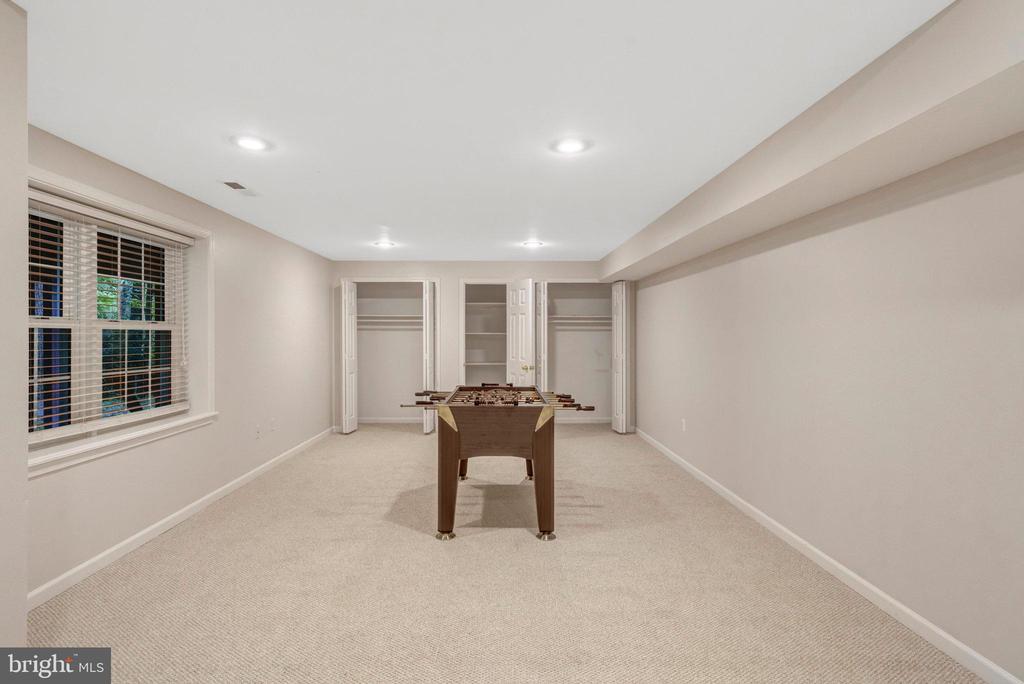 11181 LONGWOOD GROVE DRIVE