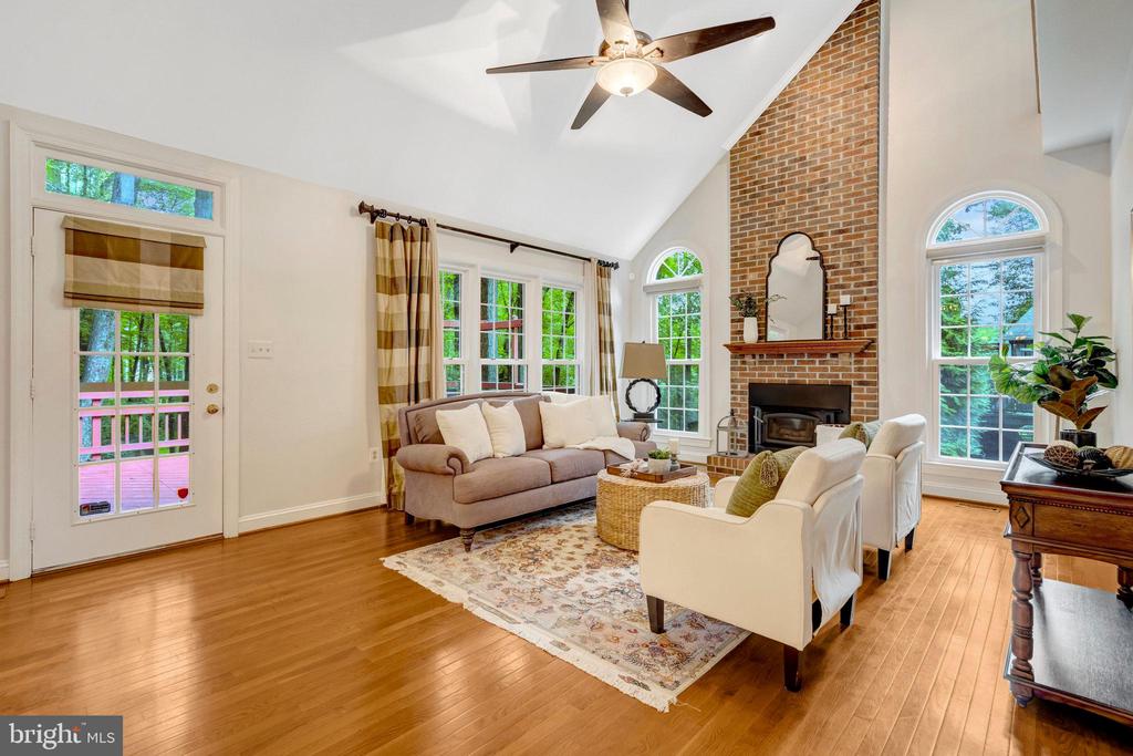 11181 LONGWOOD GROVE DRIVE