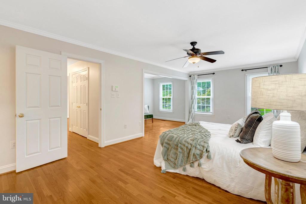 11181 LONGWOOD GROVE DRIVE