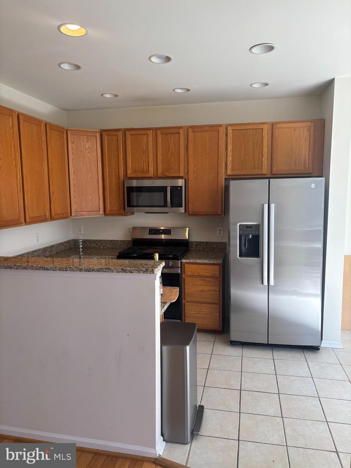 1225 WILD HAWTHORN WAY