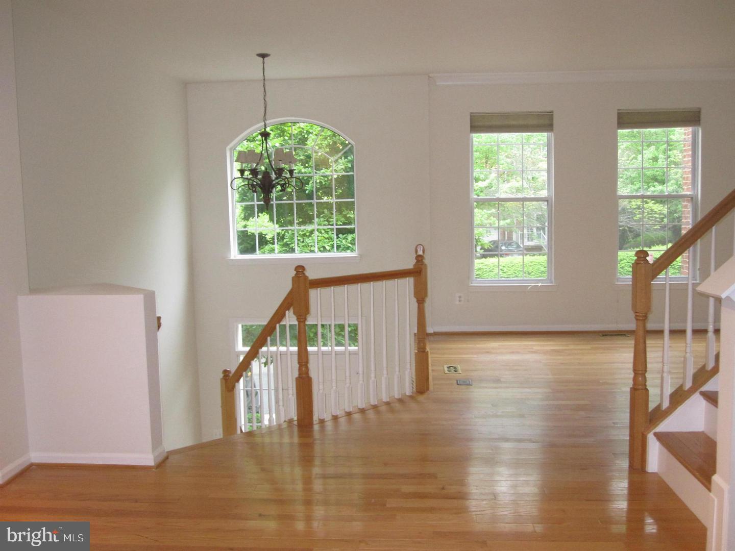 1225 WILD HAWTHORN WAY