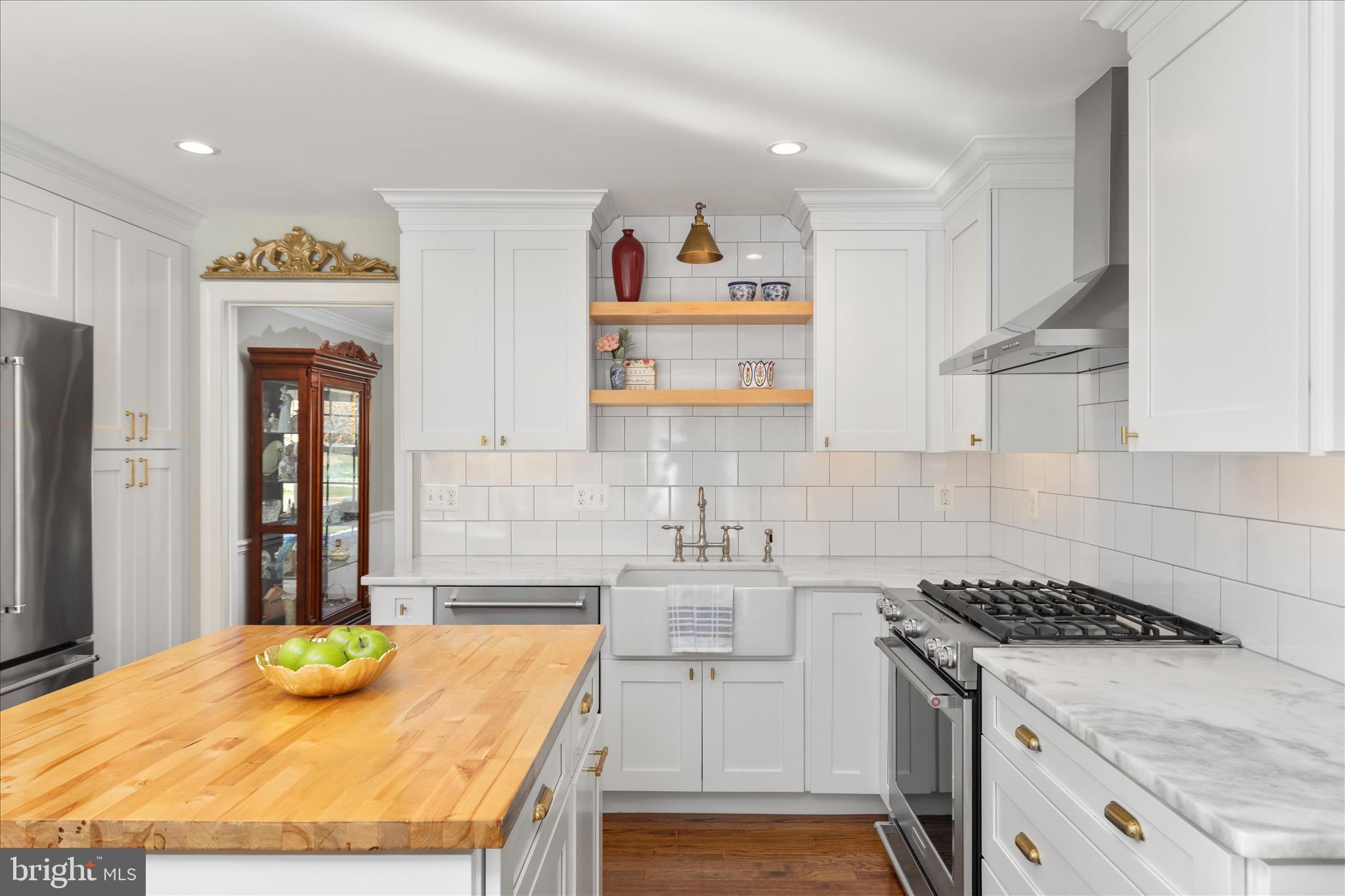 15567 EAGLE TAVERN LANE