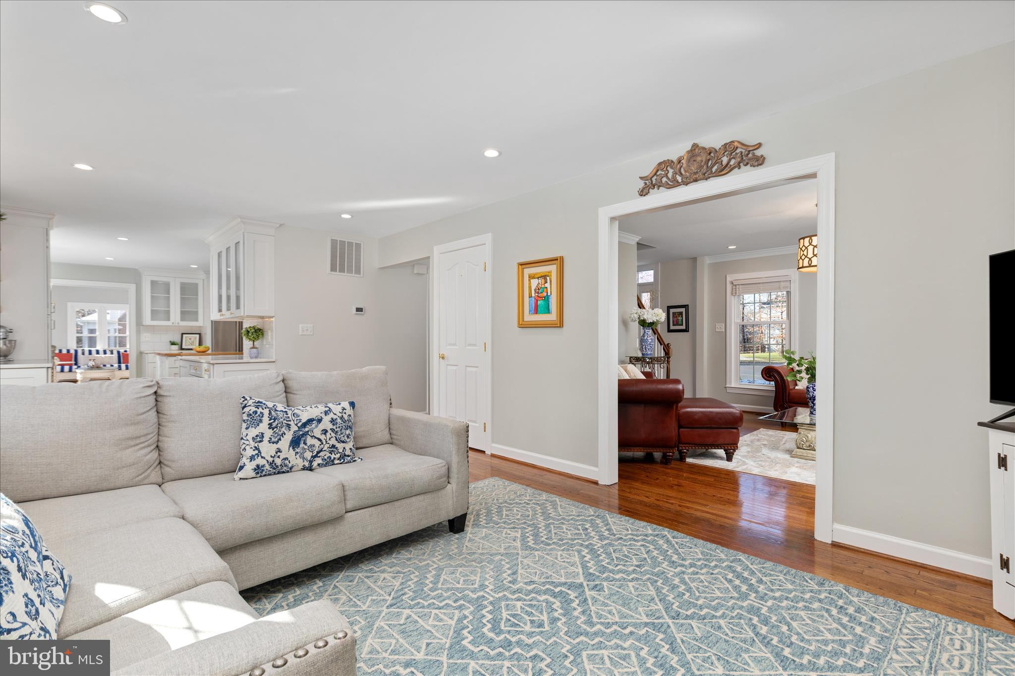 15567 EAGLE TAVERN LANE