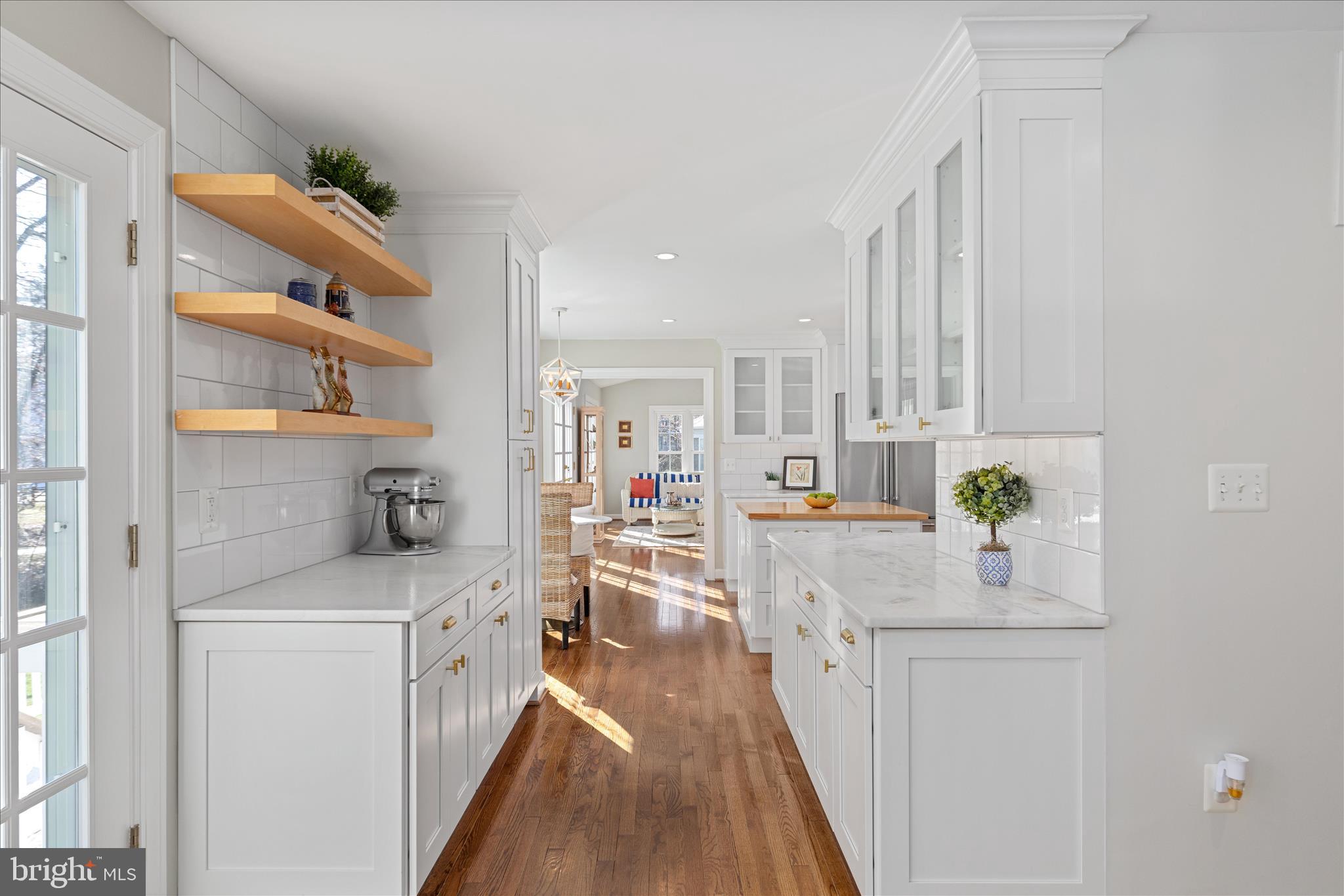 15567 EAGLE TAVERN LANE
