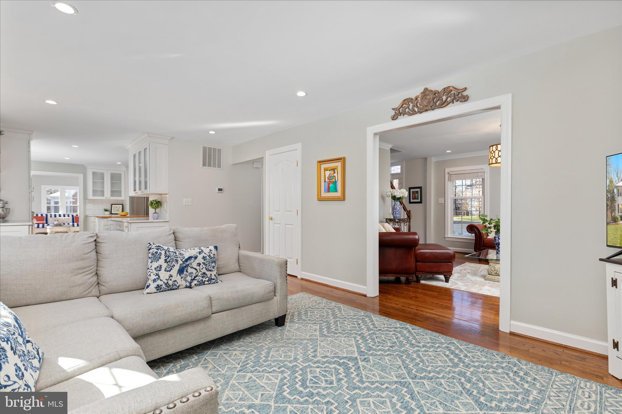 15567 EAGLE TAVERN LANE