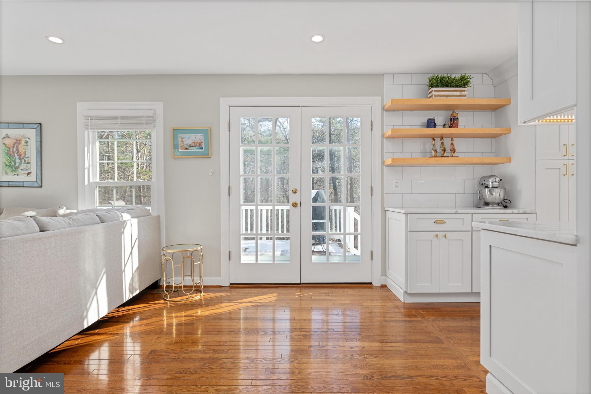 15567 EAGLE TAVERN LANE