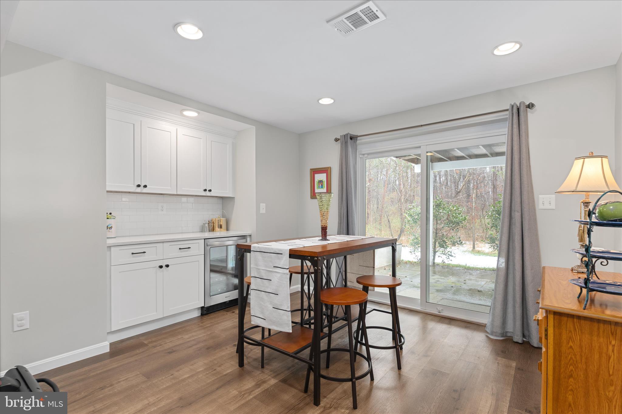 15567 EAGLE TAVERN LANE