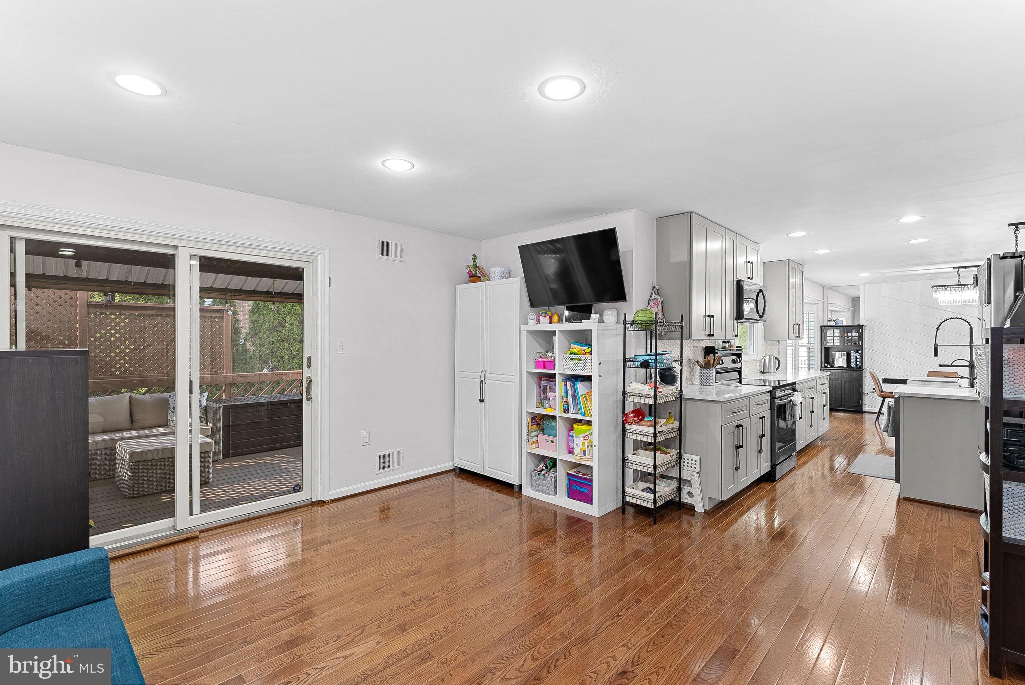 6208 ORMANDY DRIVE