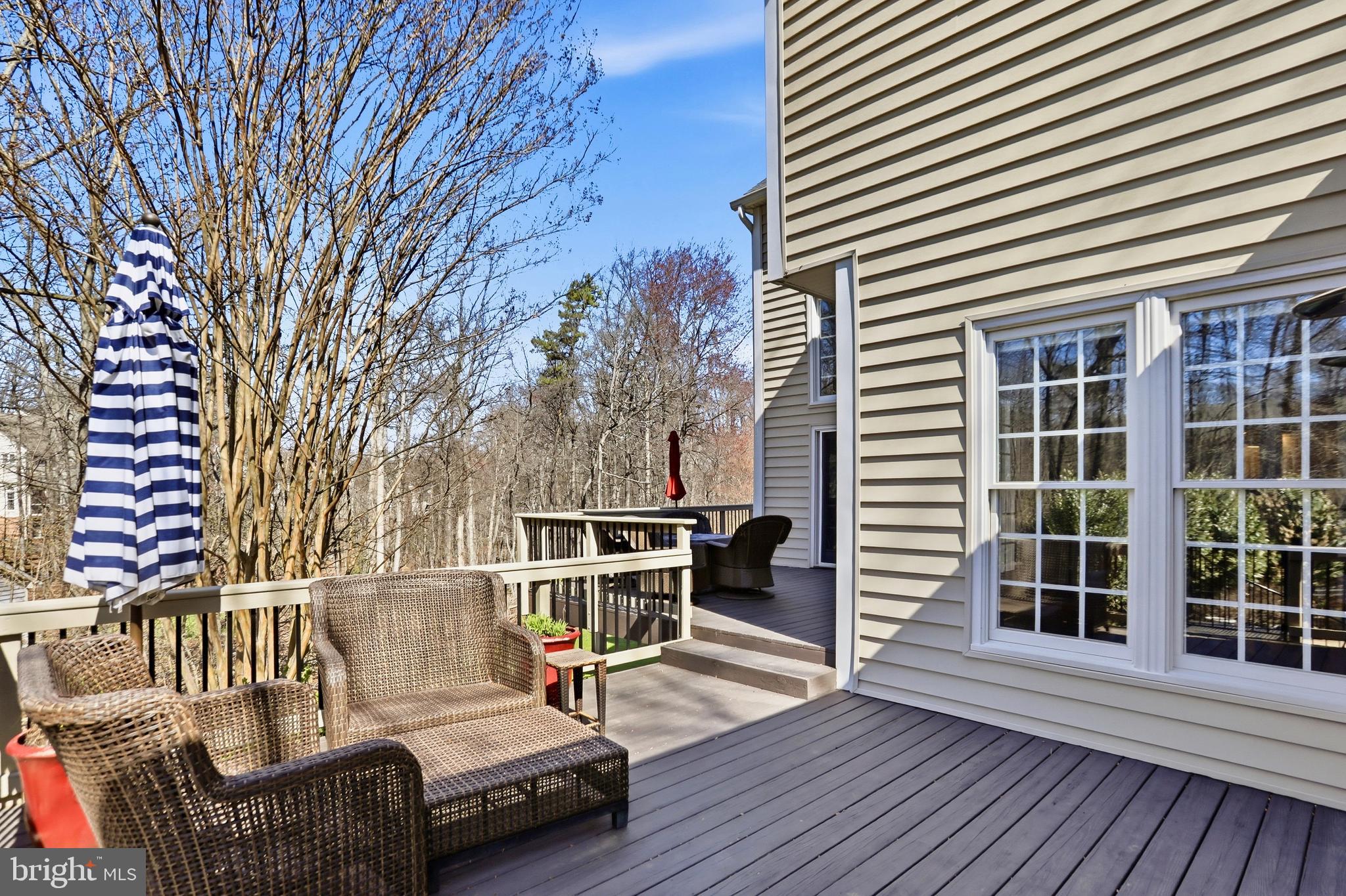 1235 TOTTENHAM COURT