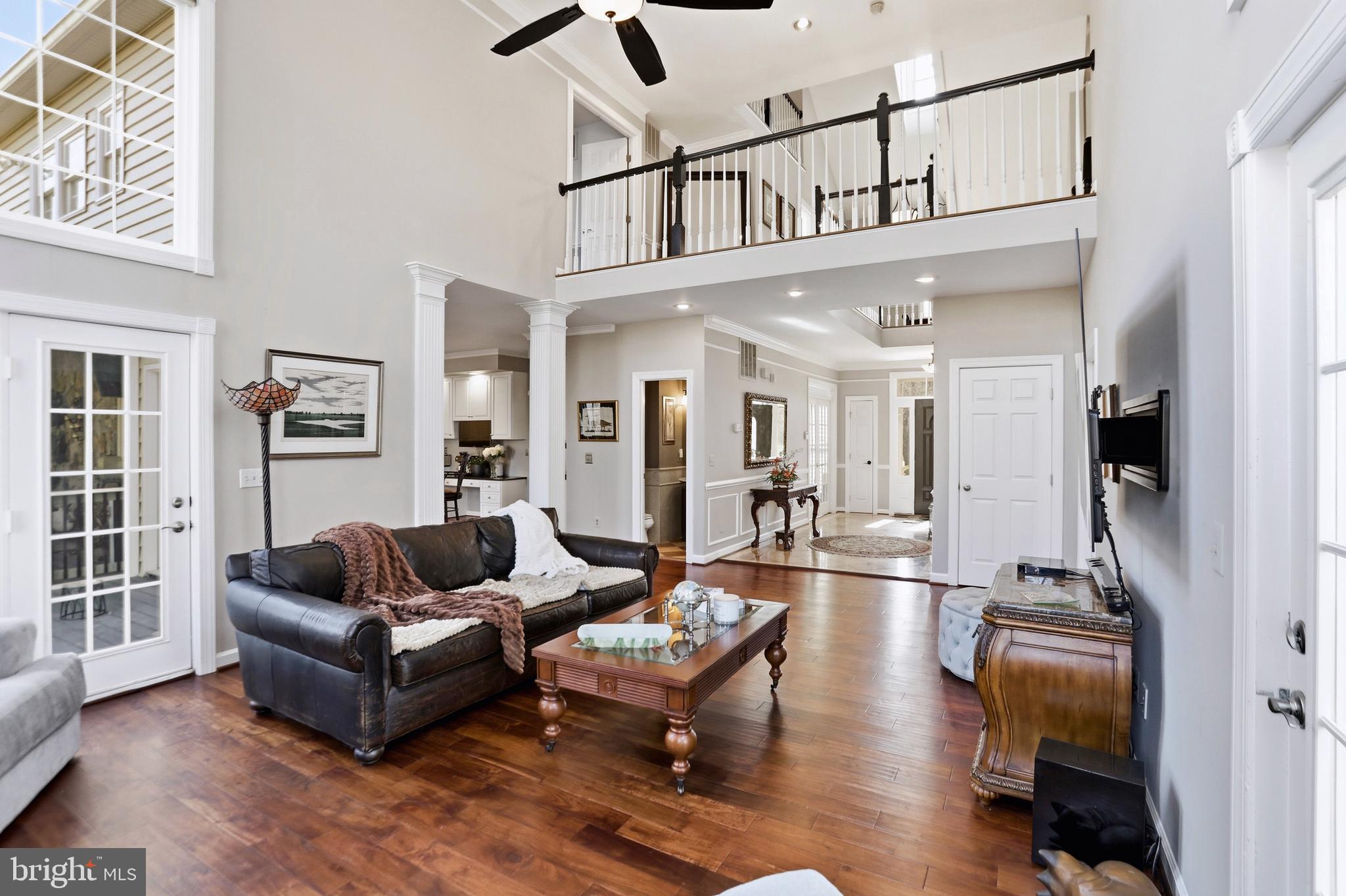 1235 TOTTENHAM COURT