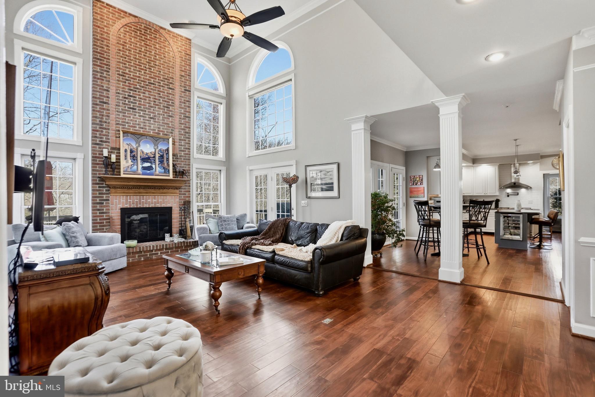 1235 TOTTENHAM COURT