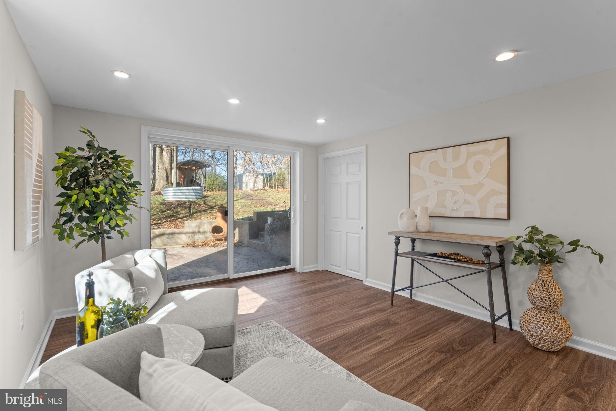 7448 LONG PINE DRIVE