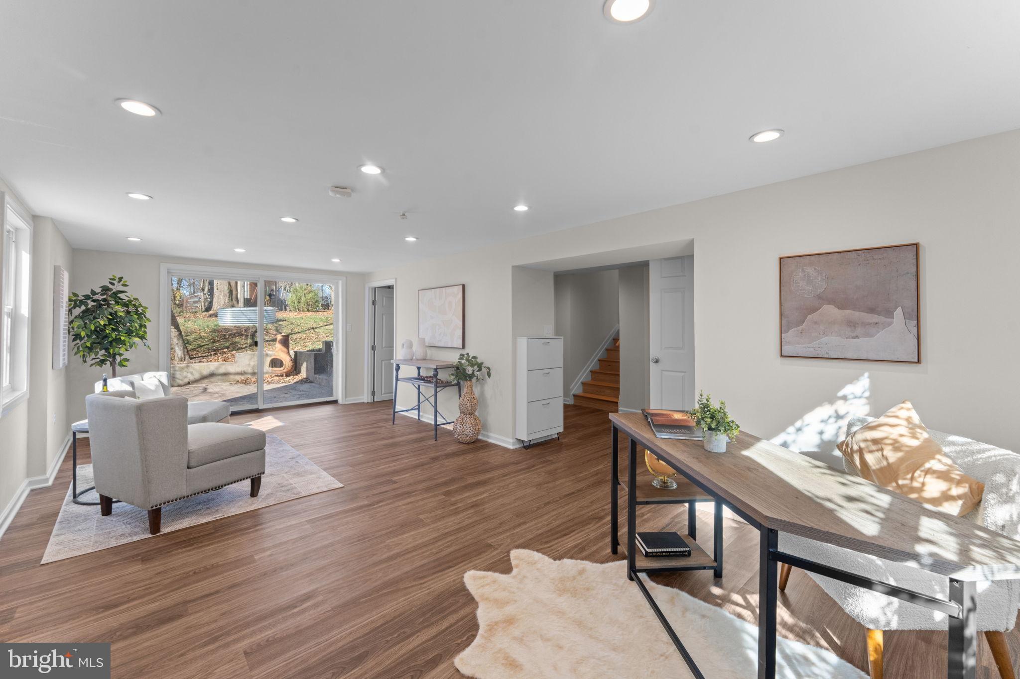 7448 LONG PINE DRIVE