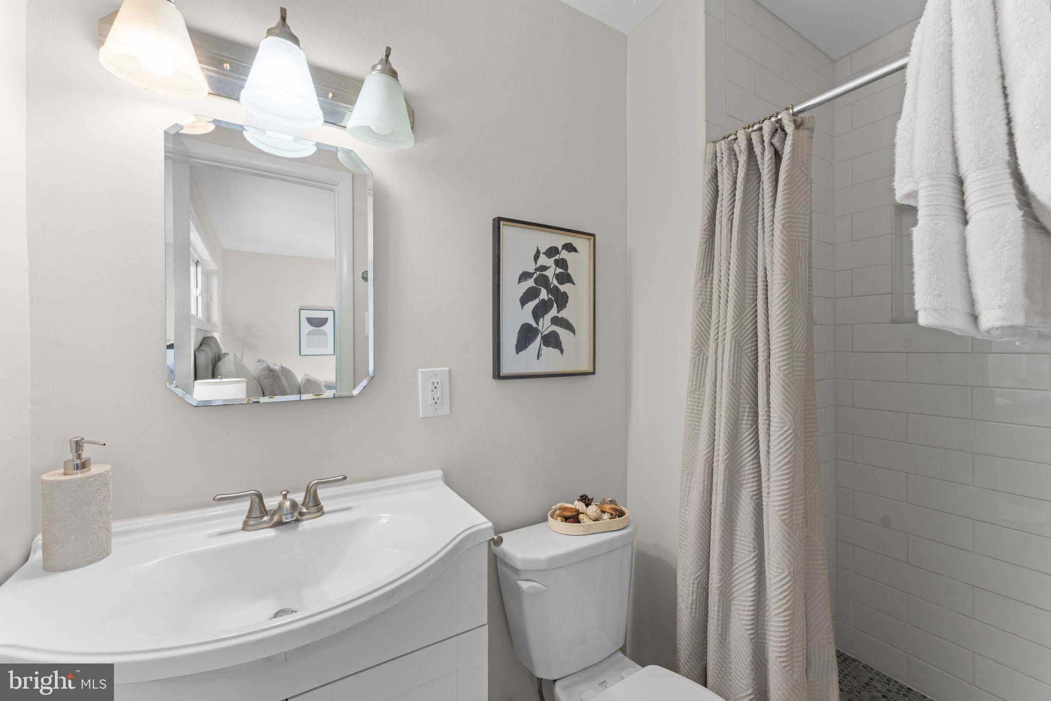 7448 LONG PINE DRIVE