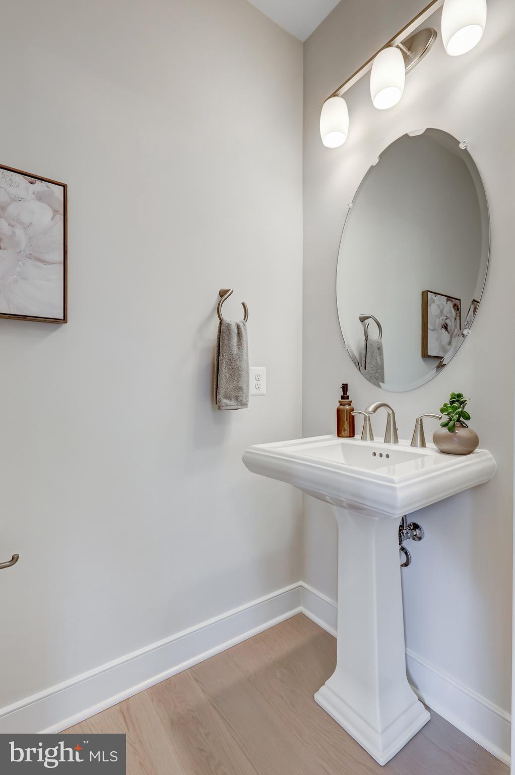 1429 SPRING VALE AVENUE