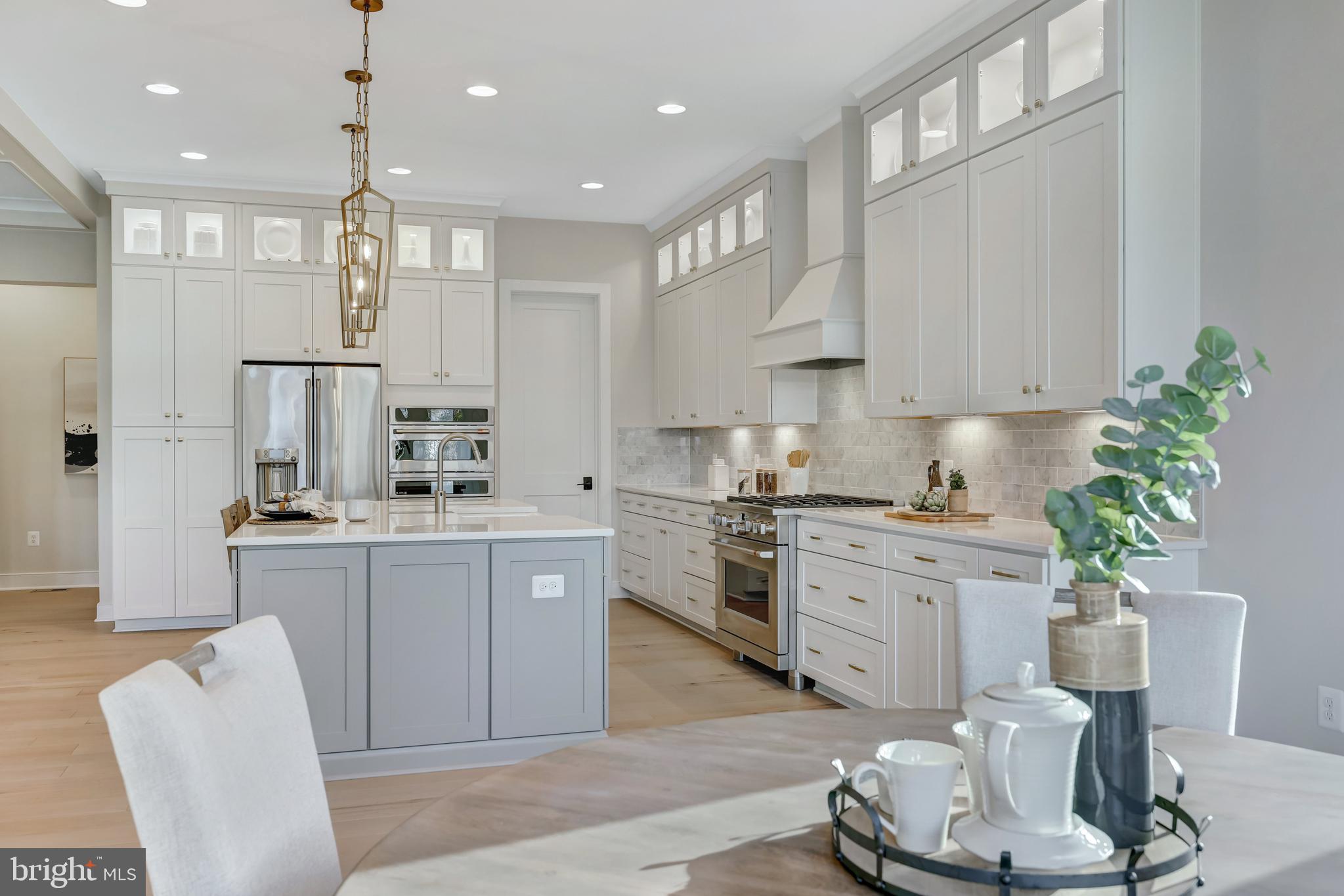 1429 SPRING VALE AVENUE