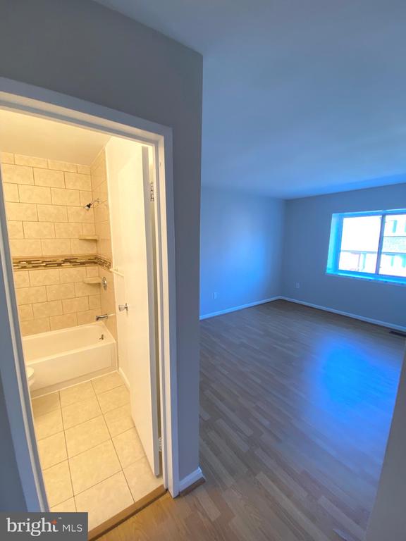 4597 LOGSDON DRIVE 36