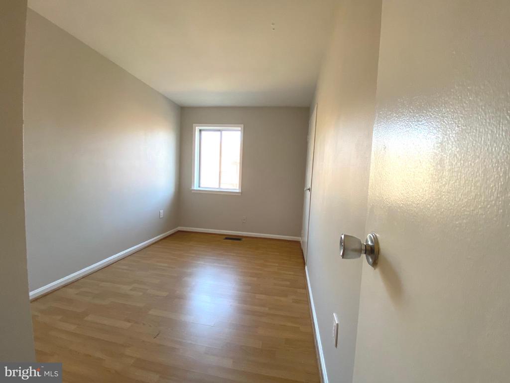 4597 LOGSDON DRIVE 36