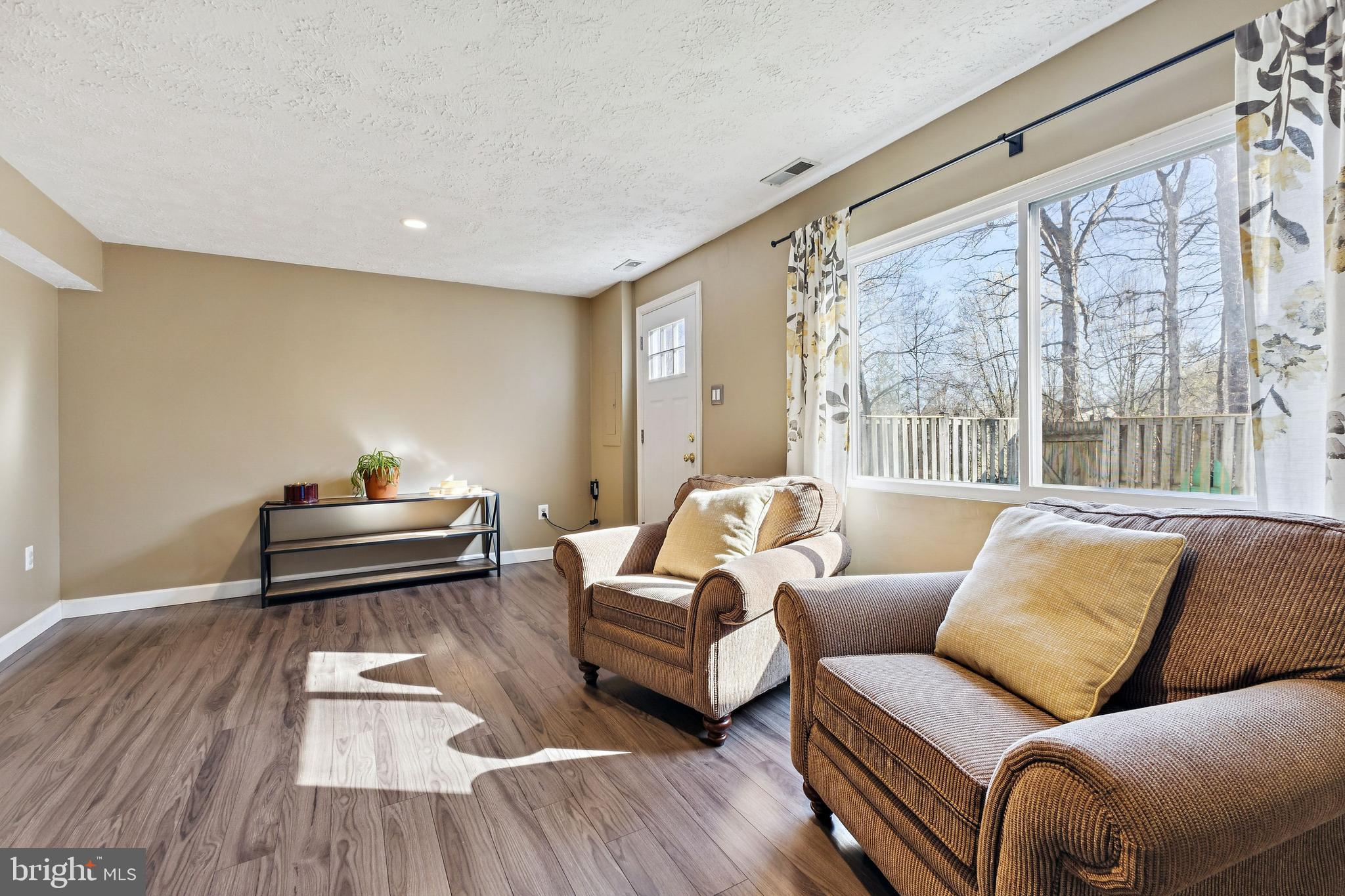 5851 ROCK FOREST COURT