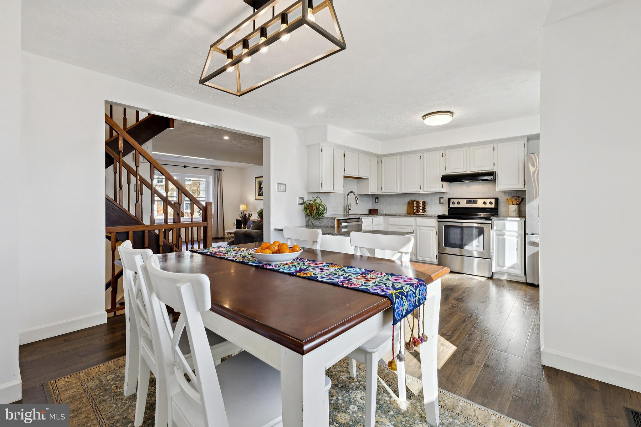 5851 ROCK FOREST COURT