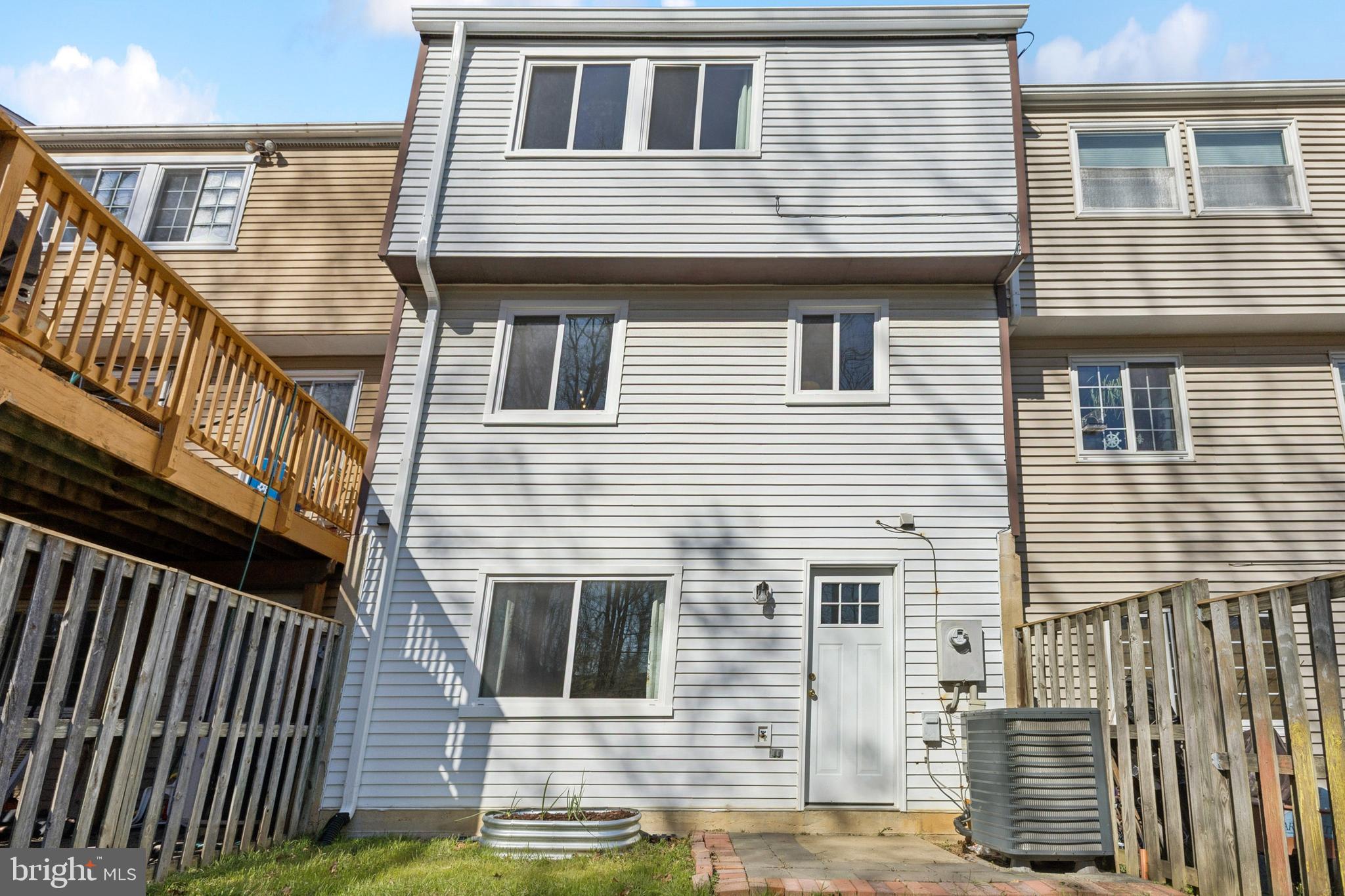 5851 ROCK FOREST COURT