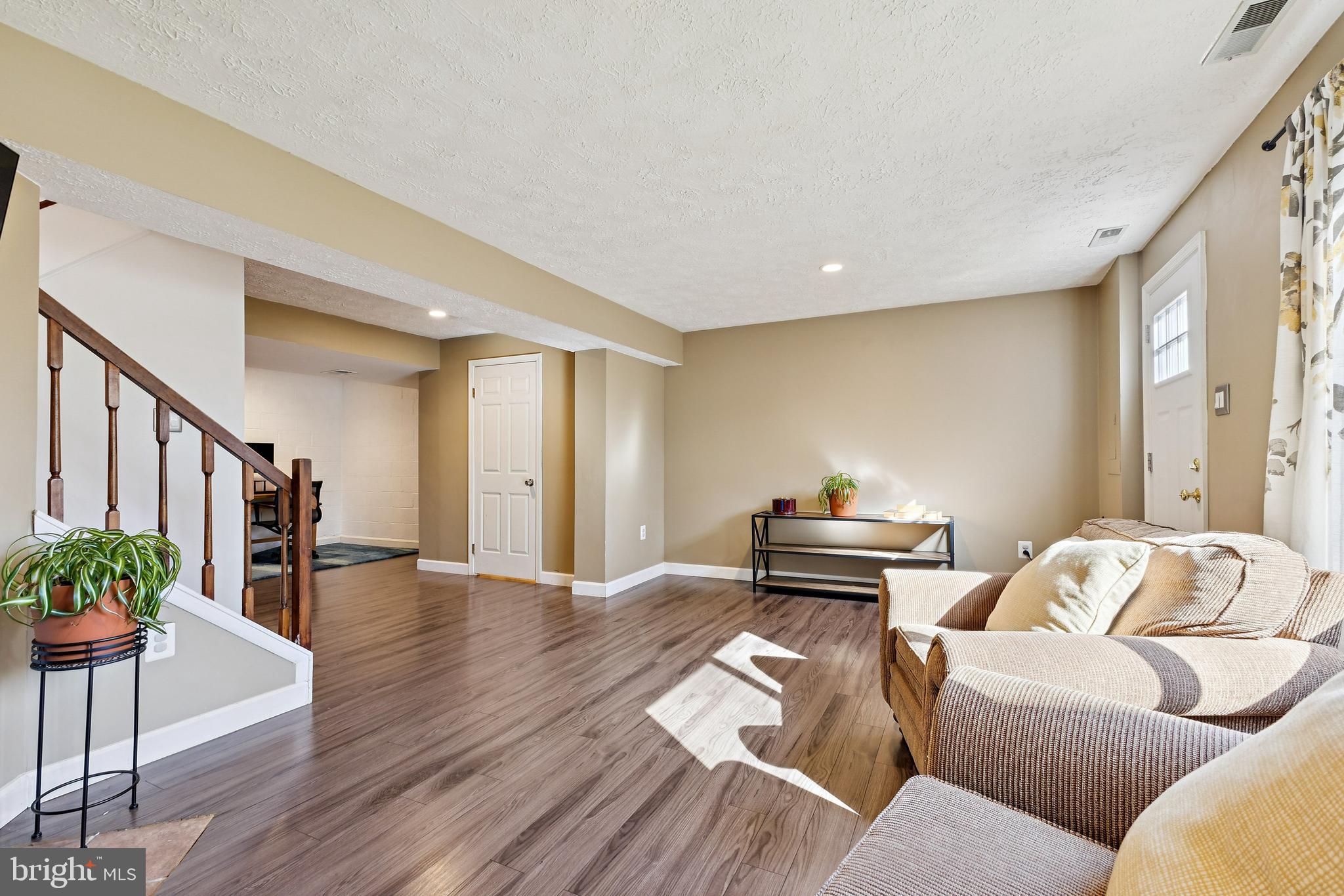 5851 ROCK FOREST COURT