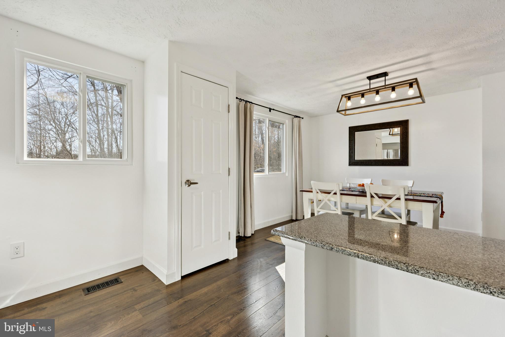 5851 ROCK FOREST COURT