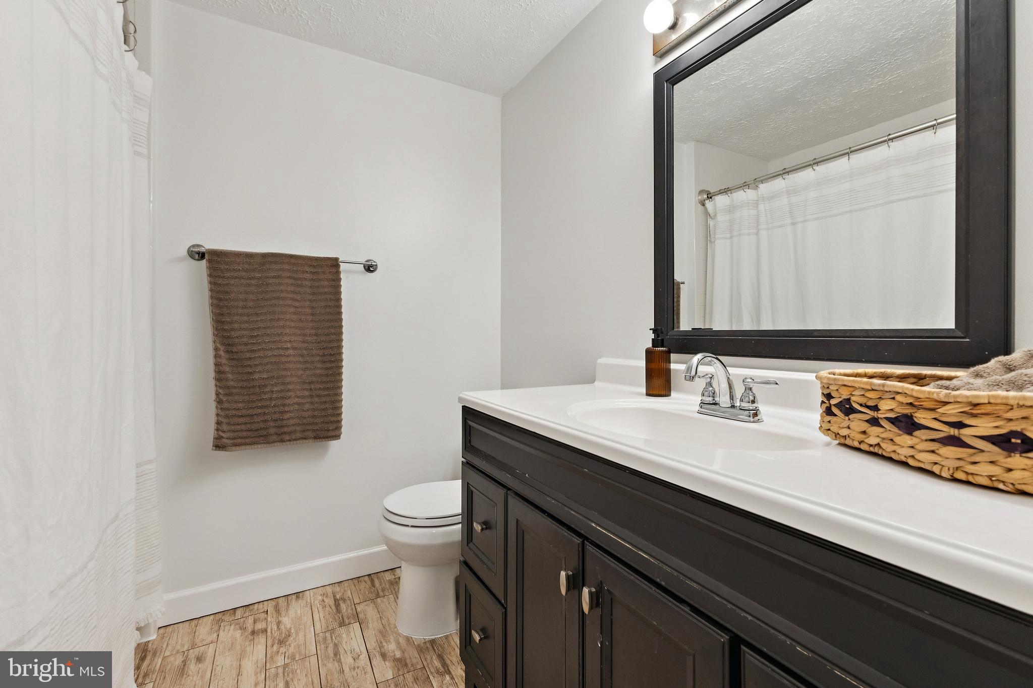 5851 ROCK FOREST COURT