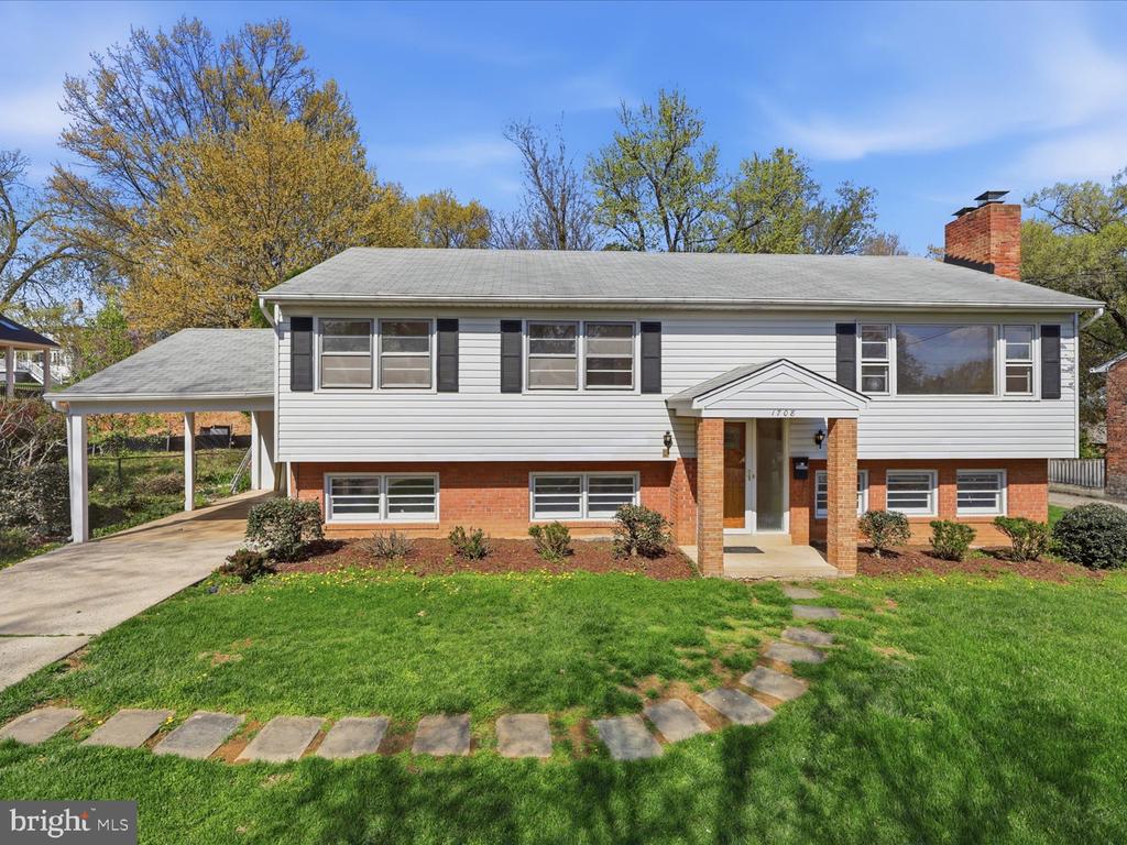 1708 MONZA ROAD