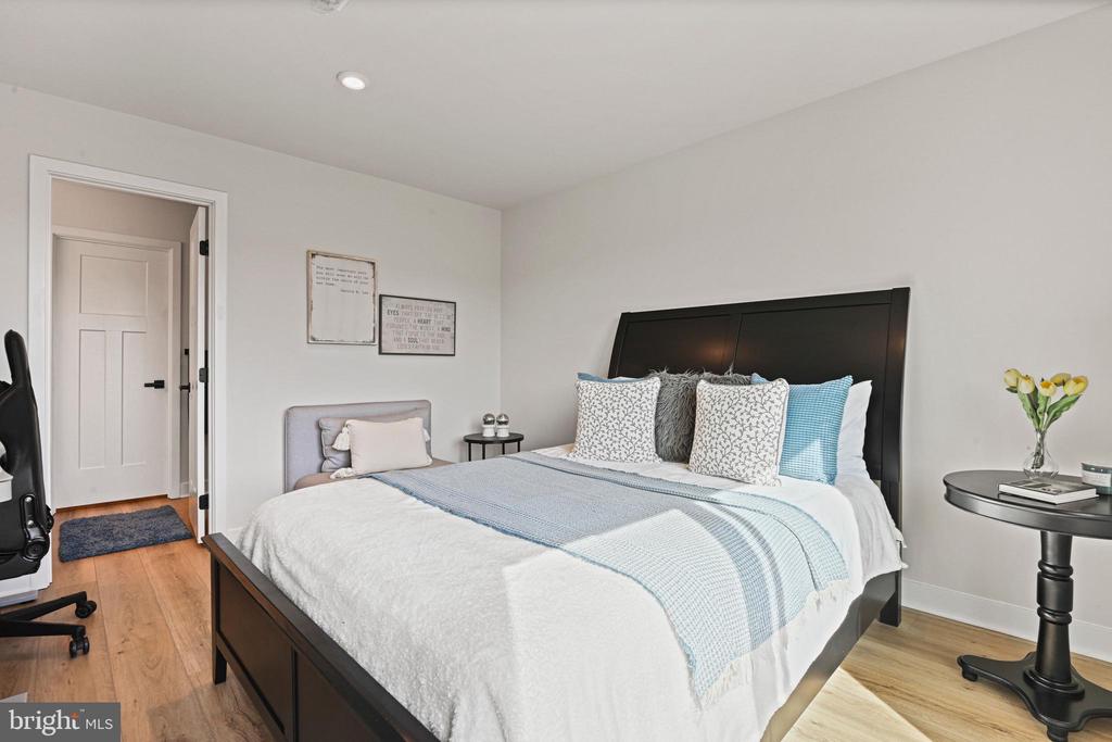 14008 AIRFOIL ROAD