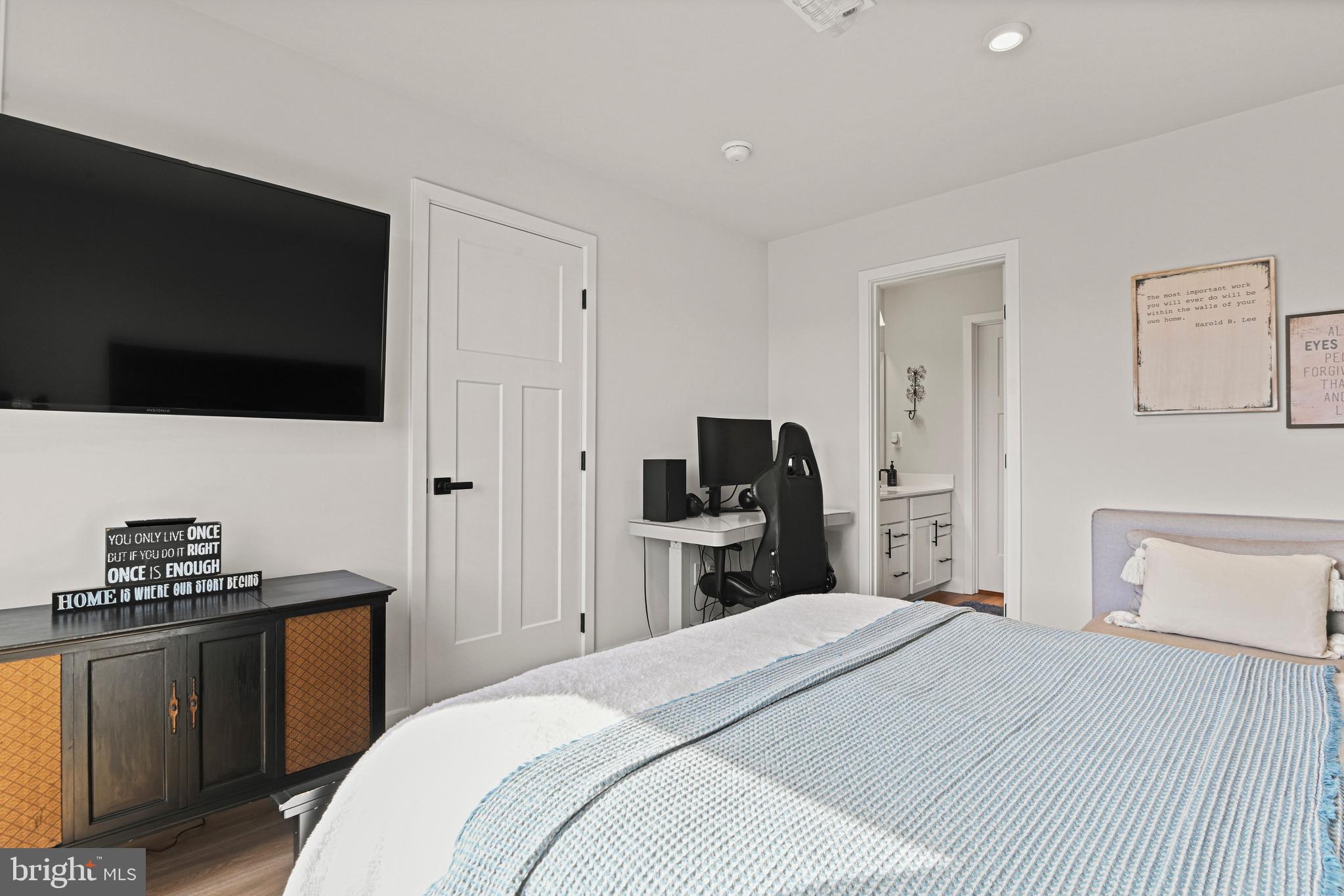 14008 AIRFOIL ROAD