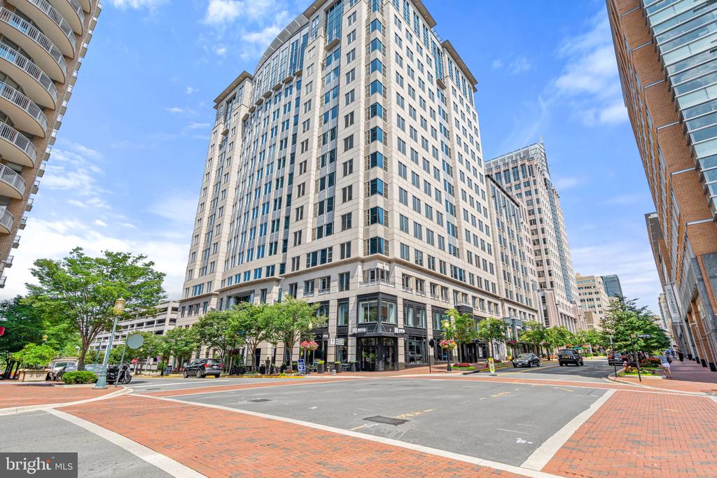 12001 MARKET STREET 263