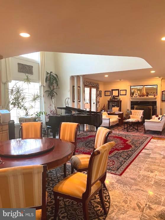 11816 WASHINGTON STREET