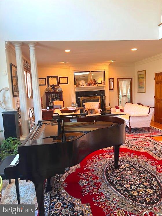 11816 WASHINGTON STREET