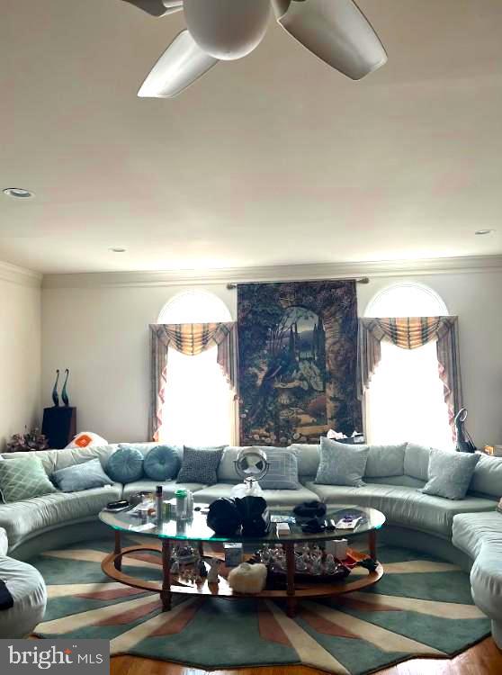 11816 WASHINGTON STREET