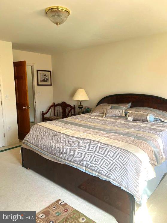 11816 WASHINGTON STREET