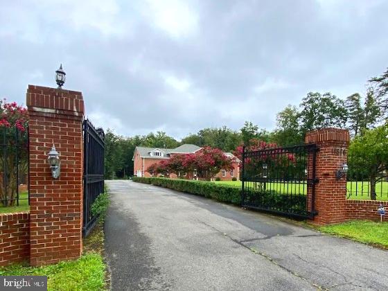 11816 WASHINGTON STREET