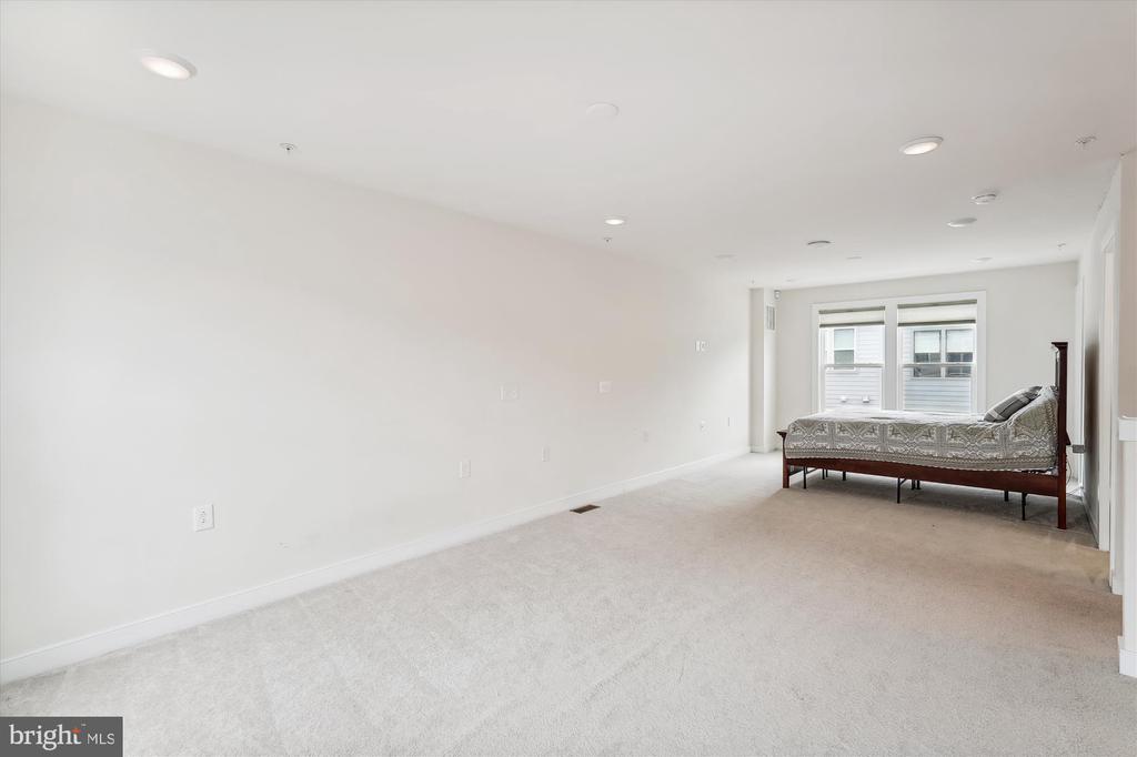 13358 SHERWOOD PARK LANE