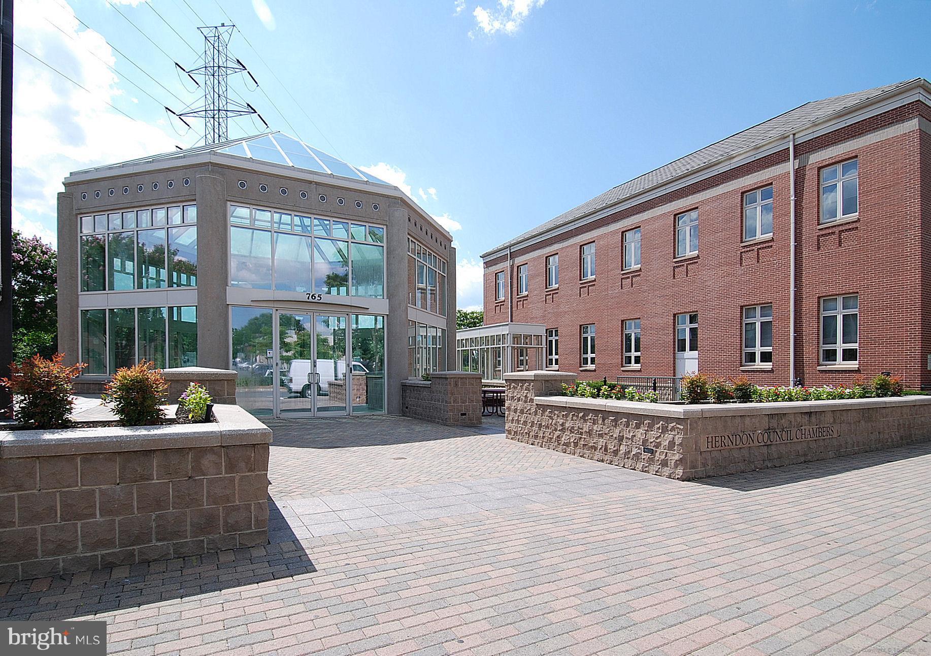 13358 SHERWOOD PARK LANE