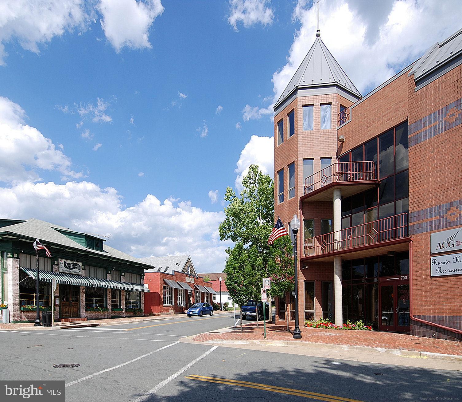 13358 SHERWOOD PARK LANE