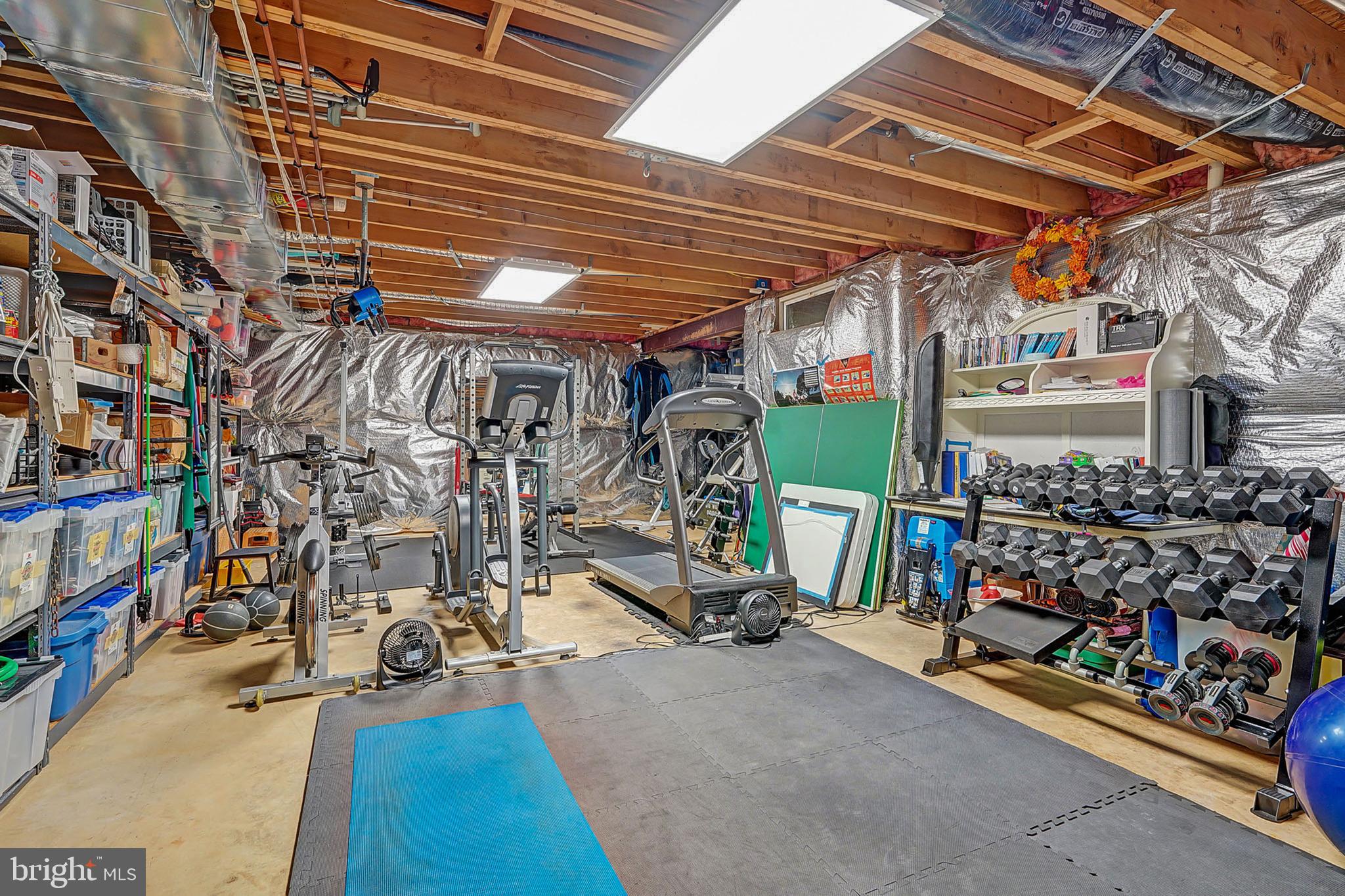 7366 HUNTERS OAK COURT