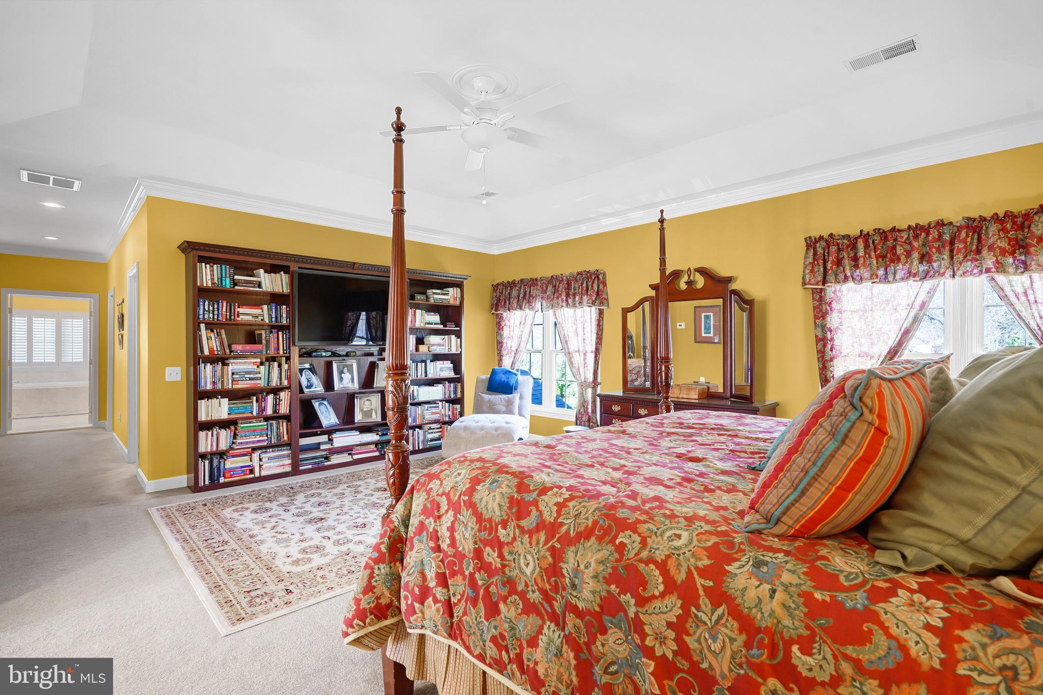 7366 HUNTERS OAK COURT