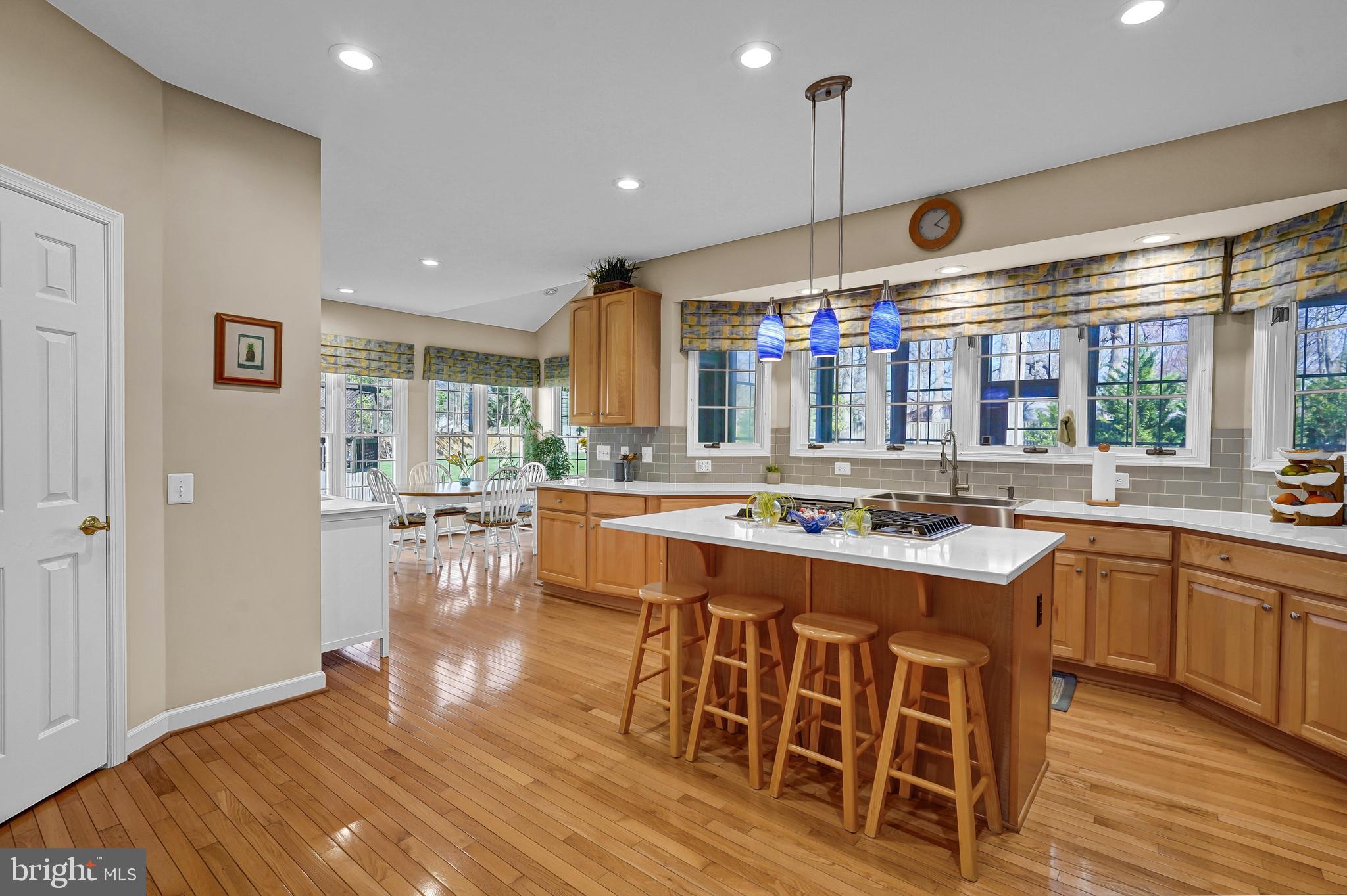 7366 HUNTERS OAK COURT