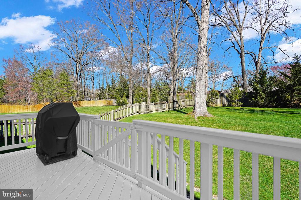 7366 HUNTERS OAK COURT