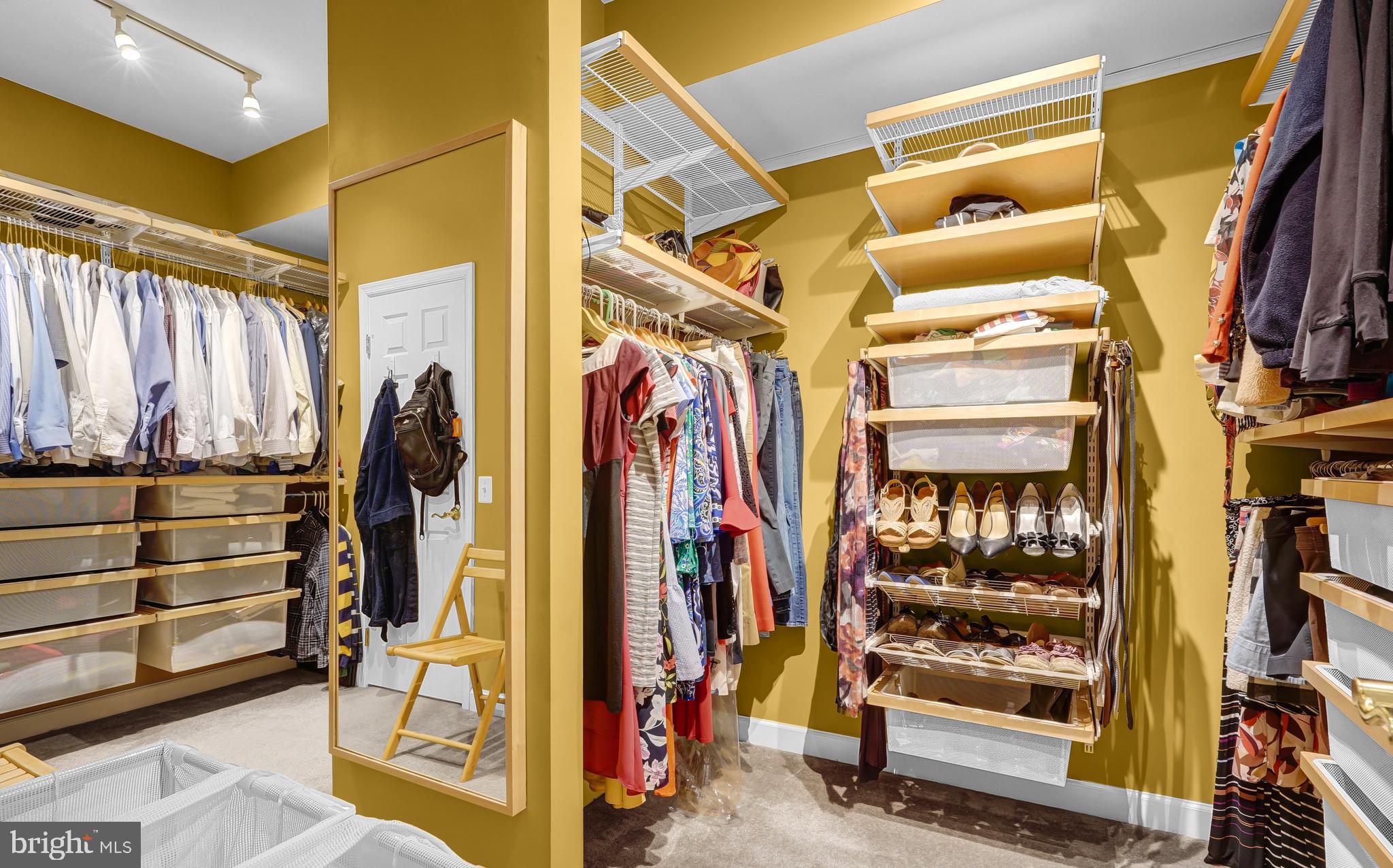 7366 HUNTERS OAK COURT