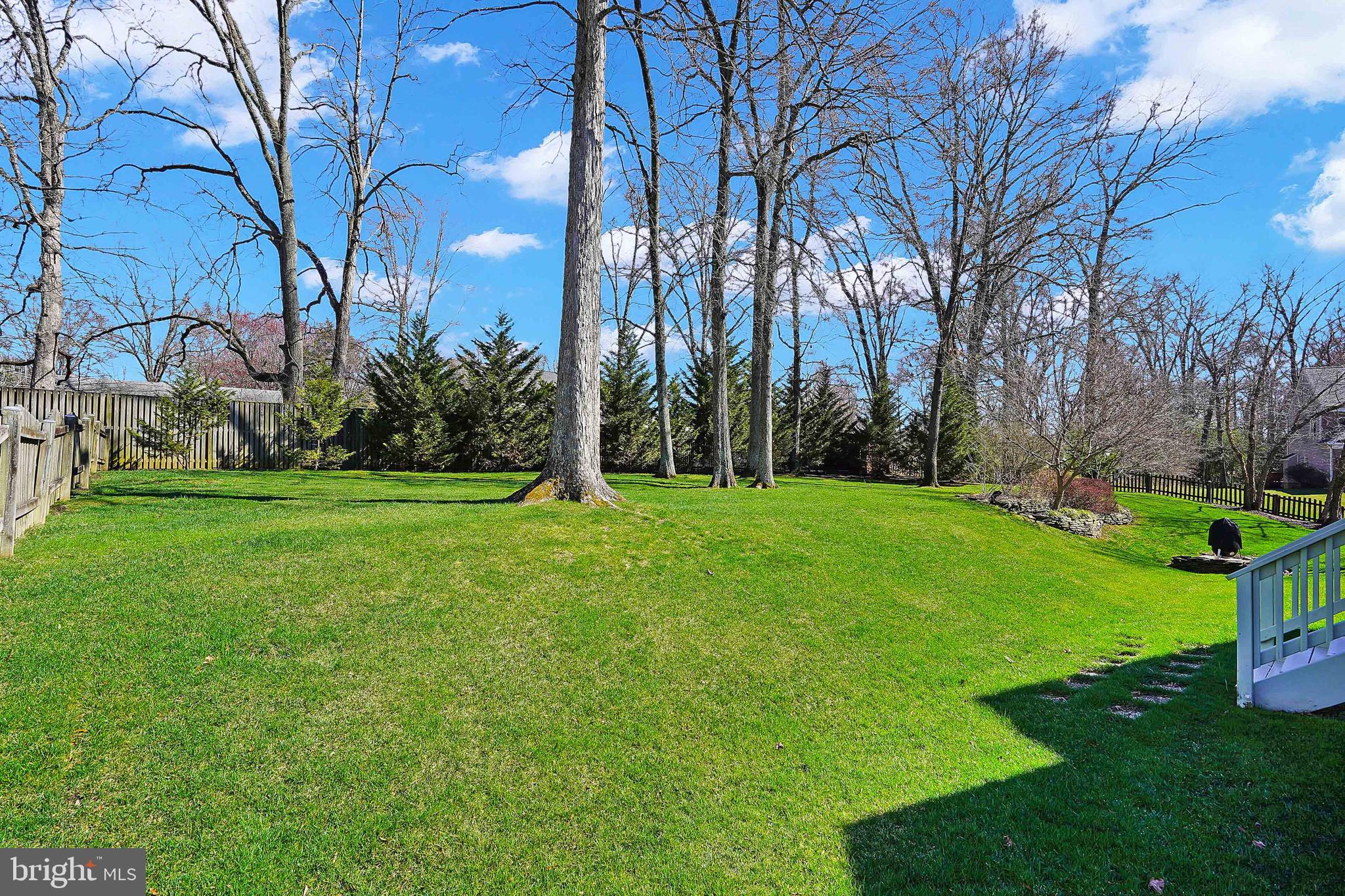 7366 HUNTERS OAK COURT