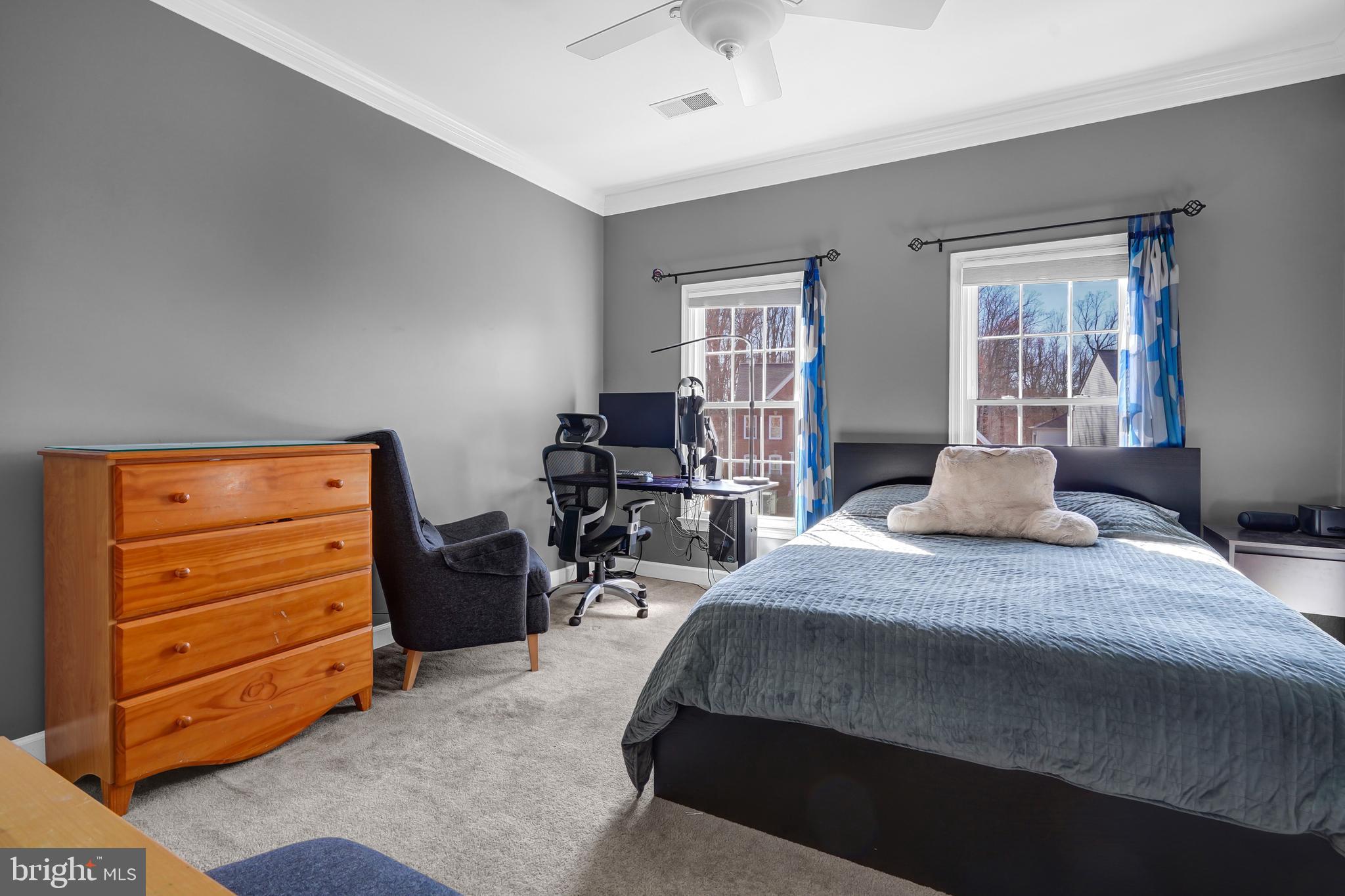 7366 HUNTERS OAK COURT