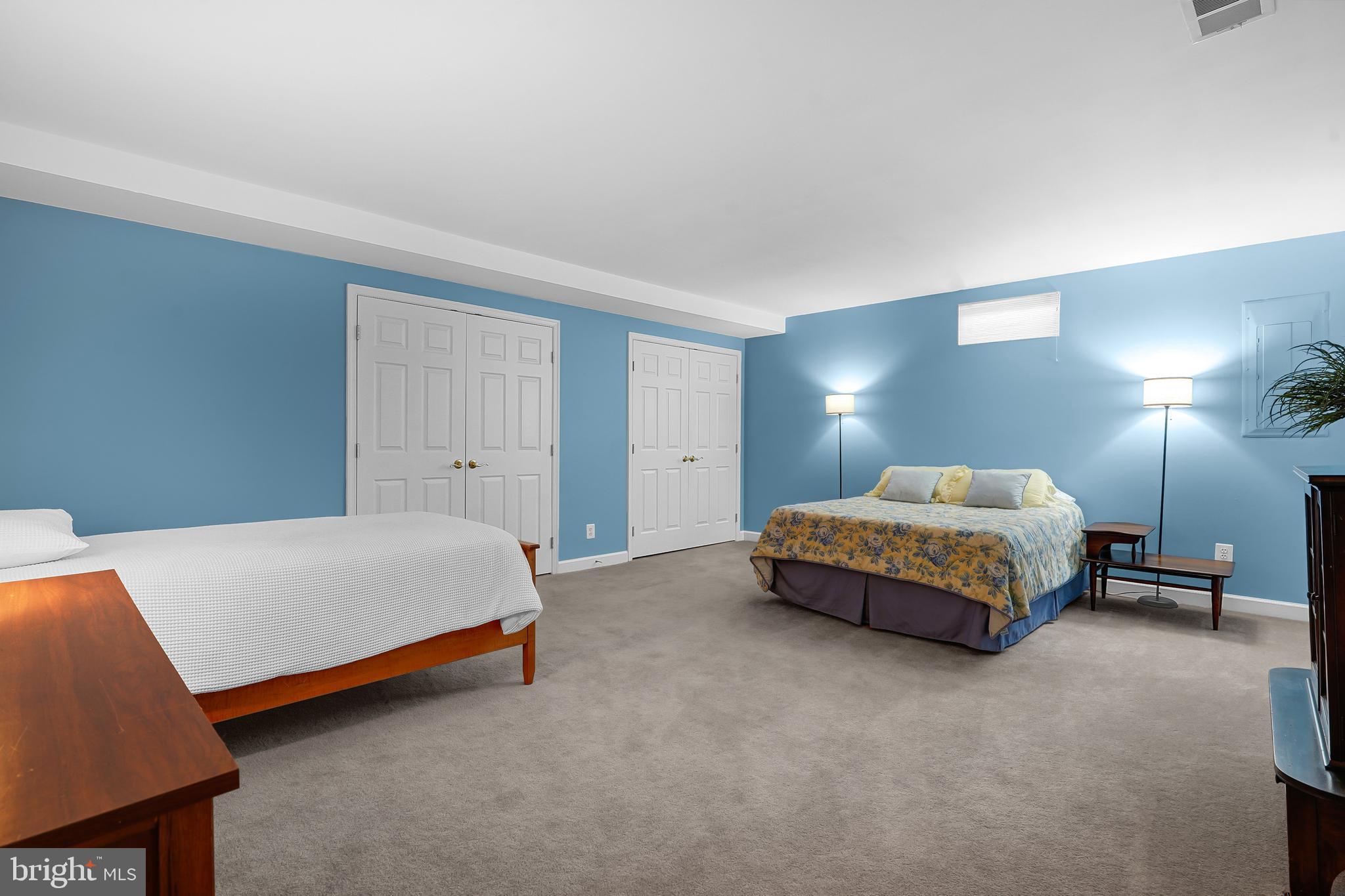 7366 HUNTERS OAK COURT