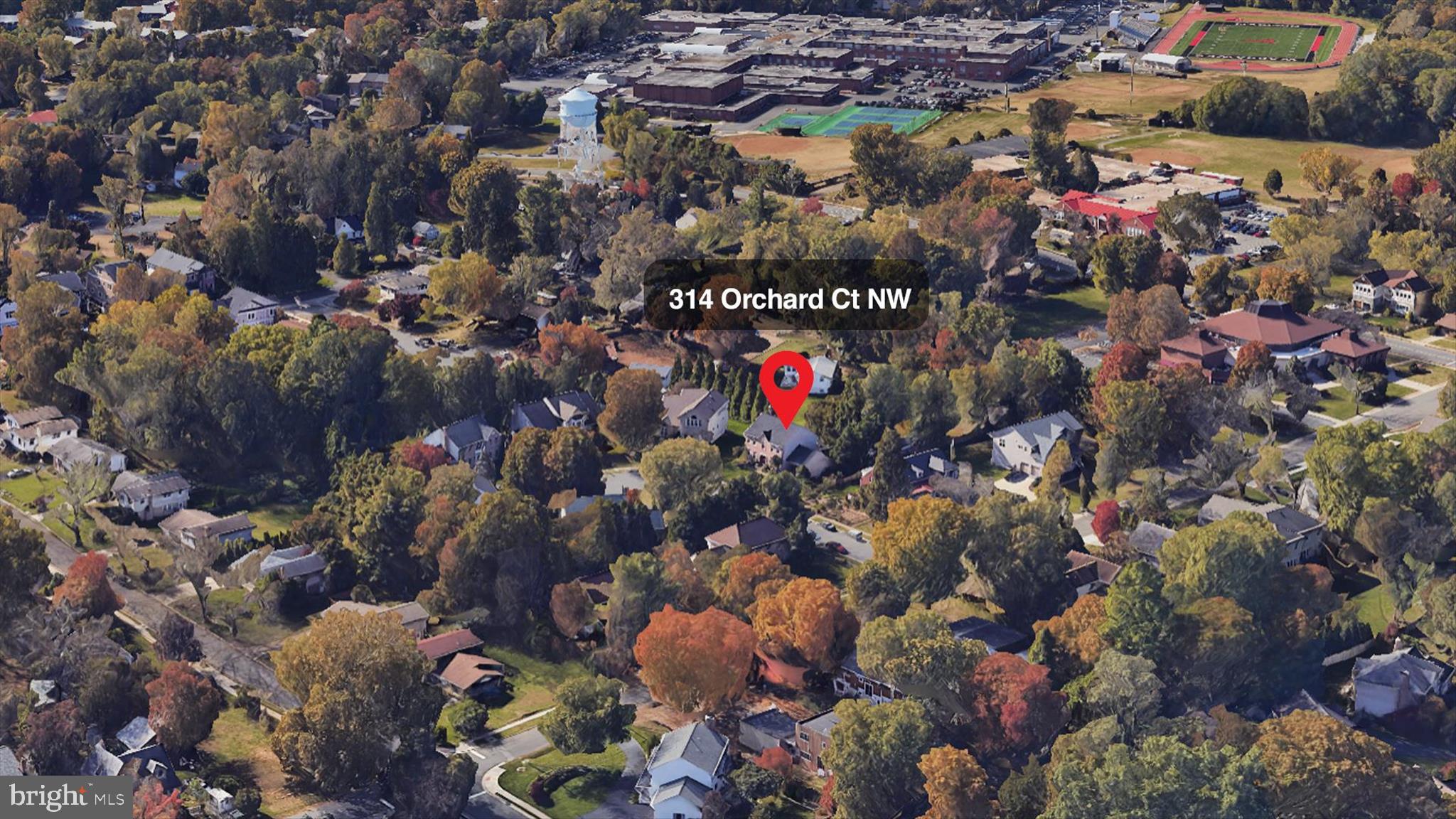 314 ORCHARD COURT NW